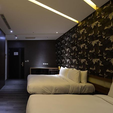 Hotel Nch - Ningcui G11 Taizhong Zewnętrze zdjęcie